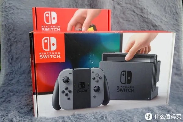 瞎摸瞎玩 篇二十八:来了来了,OLED来了——任天堂Switch OLED版本开箱与简单对比