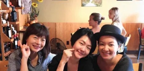 “人生赢家”阿雅:下嫁活佛老公住千万豪宅,资产甩大小S几条街,啥来头?