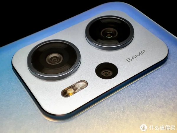 数码体验 篇二十二:Redmi Note 11T Pro+体验:次旗舰同款芯一半价,LCD耳机孔相约“这次一定”