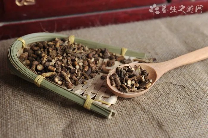 虎杖的功效与作用_虎杖的药用价值