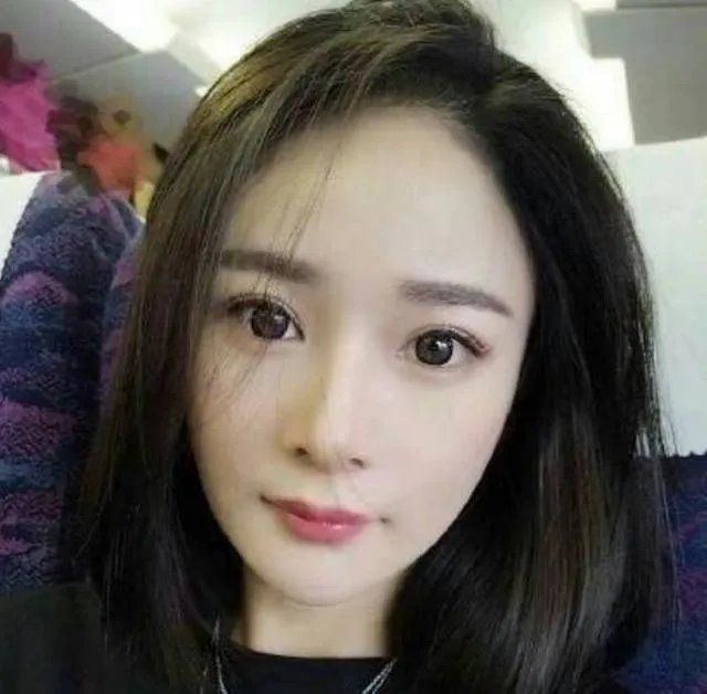 八张照片有七个是杨幂的替身,你能猜对了吗