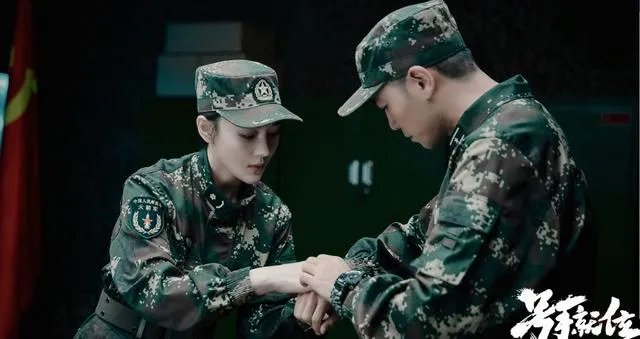 为什么说李易峰杨洋李沁马思纯等主演的新剧被称为中国版《太阳的后裔》?