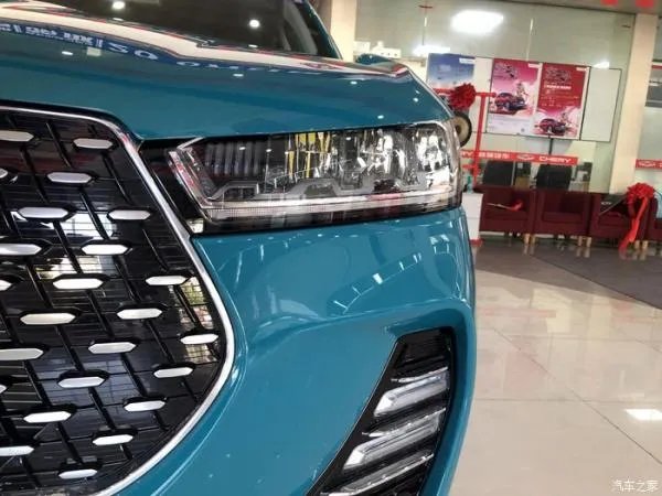 到店看车，多方位欣赏全新一代瑞虎7的身姿！