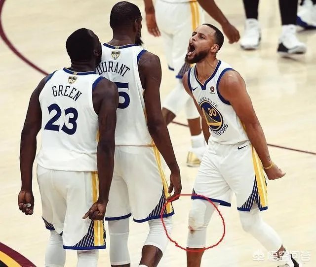 如何看待ESPN给出的“库里换防詹姆斯的54个回合,詹姆斯得到12分”这个数据?