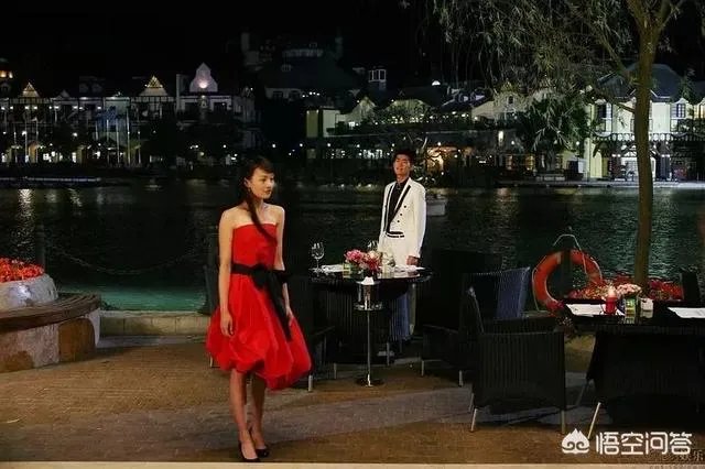 你们觉得郑爽与沈月谁最好看?