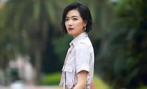 《乘风破浪的姐姐里面,为什么万茜那么受女明星的欢迎?
