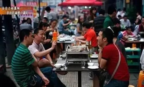 襄阳有哪些美食街,有哪些特色菜?