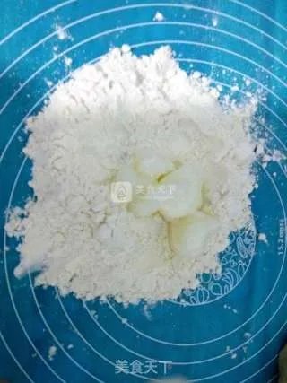 蛋黄酥