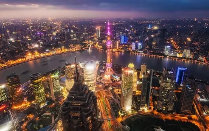 上海进入全球金融中心三强，超过了哪个城市？