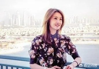 你们觉得郑爽与沈月谁最好看?