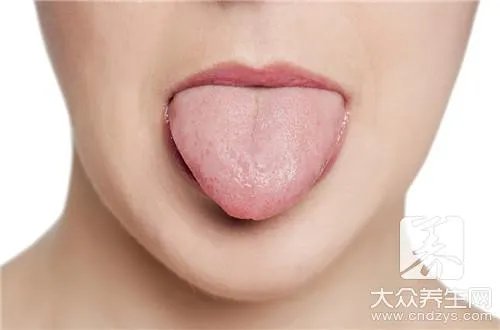舌苔发白是啥原因