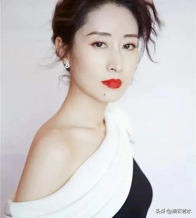 为什么刘敏涛能凭借一首歌一夜爆红?
