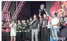 LOL洲际赛即将开打,如果LPL和LCK打到决赛第五局,应该派哪支队伍上场?