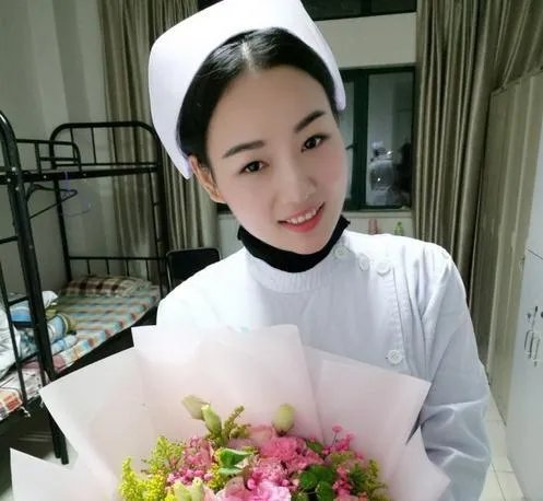 湖北汉川市一医院多次强制员工捐款,女护士发文怒怼后被要求写检讨,你怎么看?