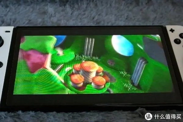 瞎摸瞎玩 篇二十八:来了来了,OLED来了——任天堂Switch OLED版本开箱与简单对比