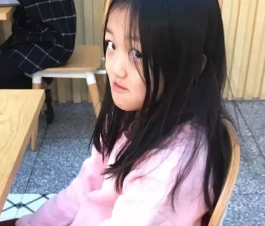 李嫣深夜发文被指大尺度,疑似少女青春期萌动,你怎么看?