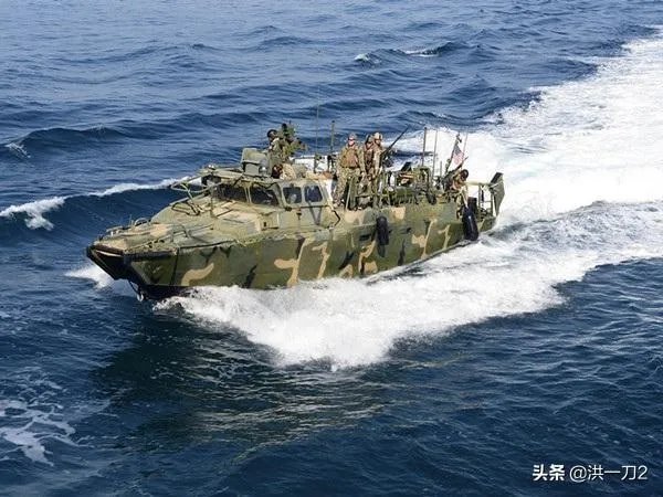 出联（1079）上联：中华腾飞，巾帼英雄创大业，如何对下联？