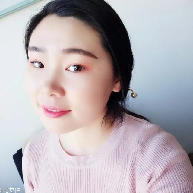 爱丽小屋四色眼影2号色试色 爱丽小屋明星产品