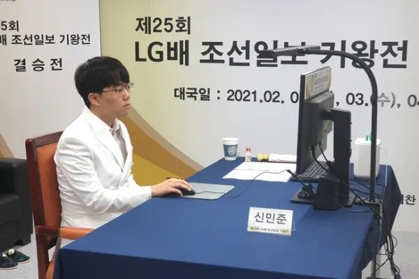 柯洁赢了申旻埈后,是不是很快就能拿到世界冠军了?