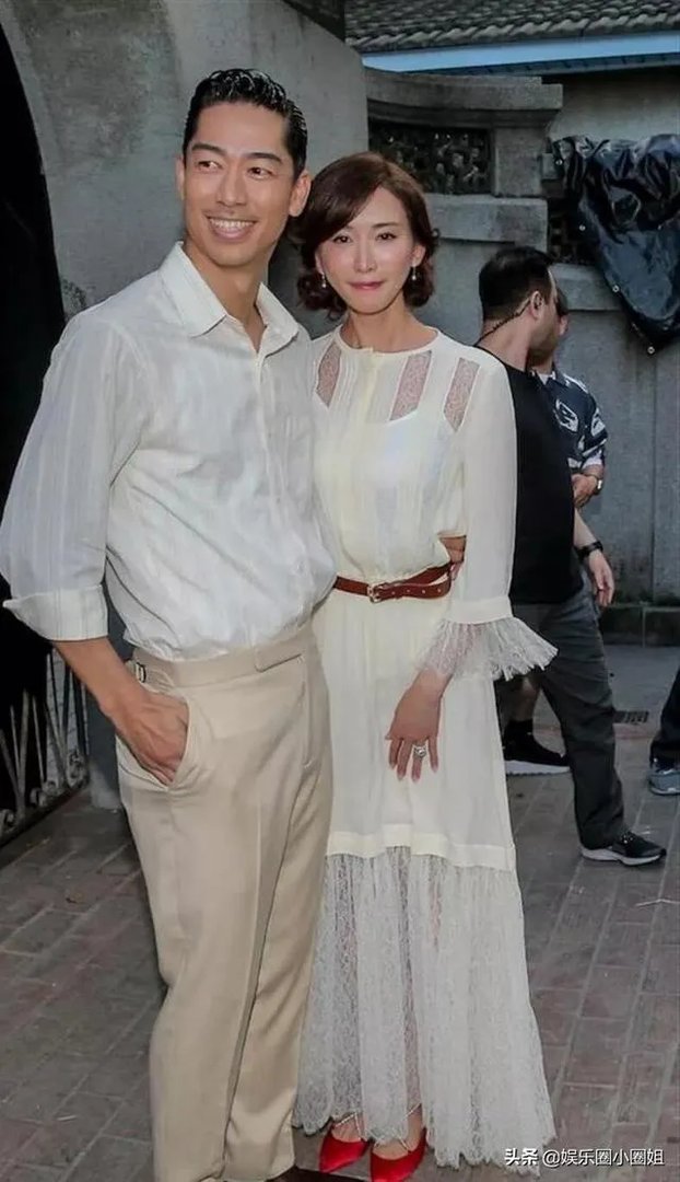 林志玲婚礼现场为什么哭成泪人?