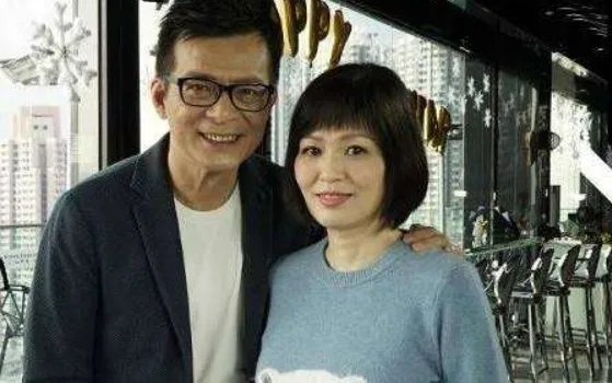 同样是大哥的女人,黎婉华和梁洁华的人生为何相差很大?