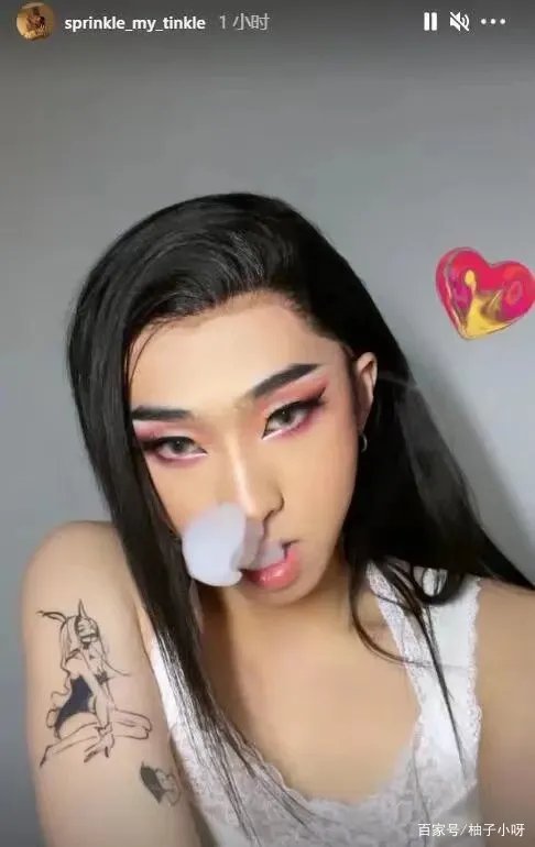 伊能静19岁儿子晒与女生合照,甜喊其女友,这是官宣恋情吗?